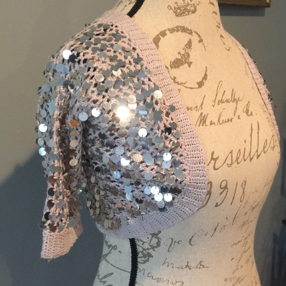 Grey cardigan with silver sequins